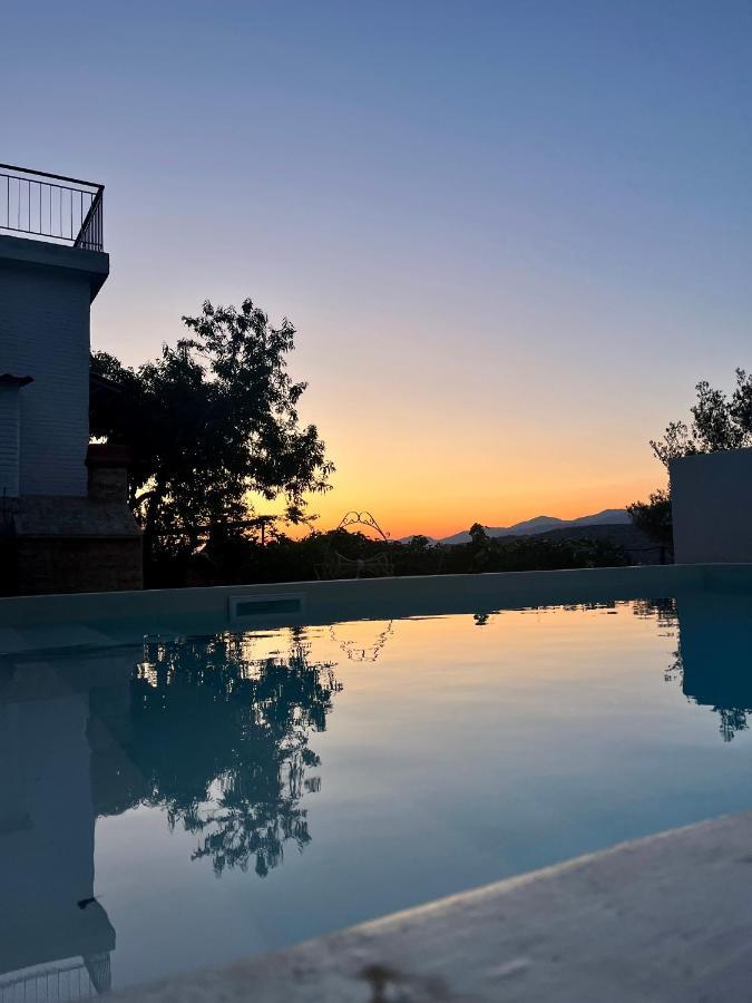 Theodore Resort Agios Georgios  Bagian luar foto